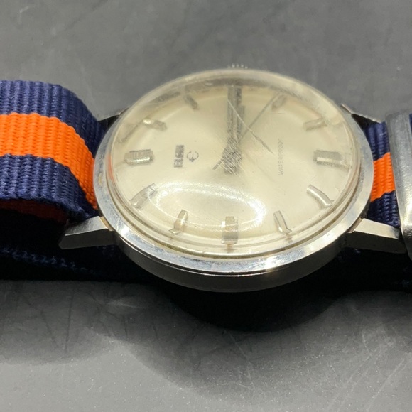 Vintage Elgin Pearl 35MM Waterproof Mens Watch, Running - Picture 9 of 9